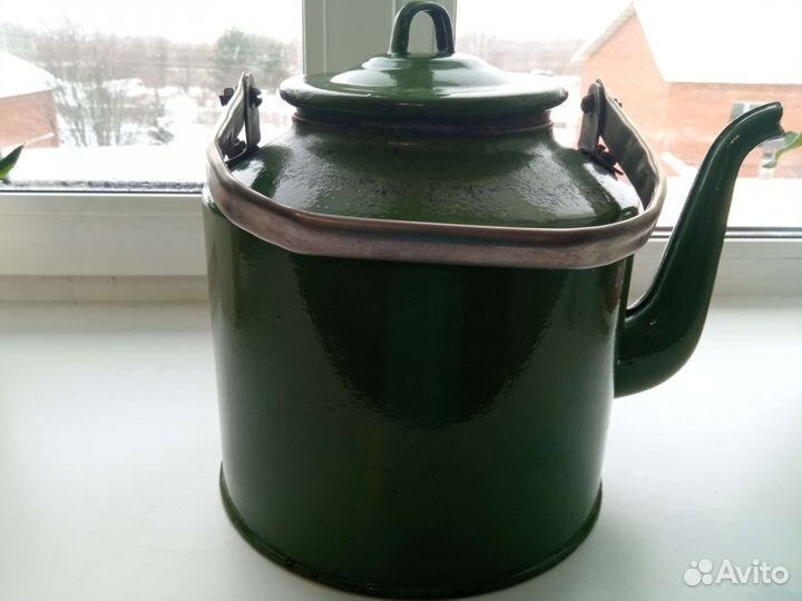 Большой эмалированный чайник СССР