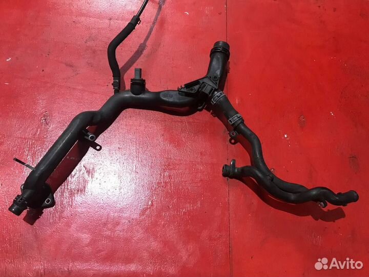 Трубка системы охлаждения Audi A6 C7