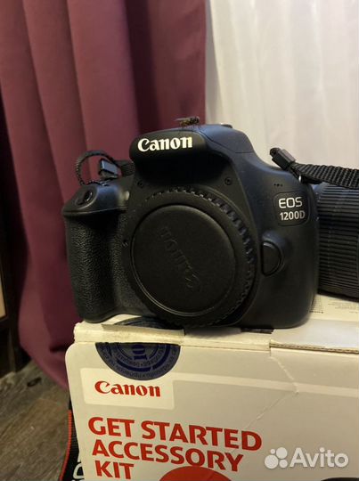 Зеркальный фотоаппарат canon eos1200d