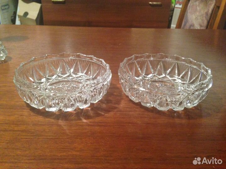 Две икорницы, хрусталь, диаметр 11 см, вместе