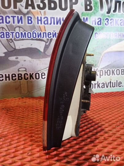 Фонарь задний правый Volkswagen Touareg