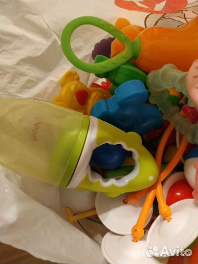 Детские игрушки