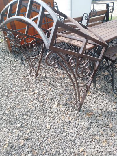 Козырек над дверью