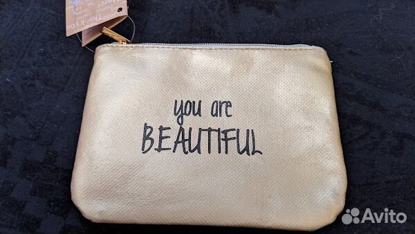 Косметички Ив Роше