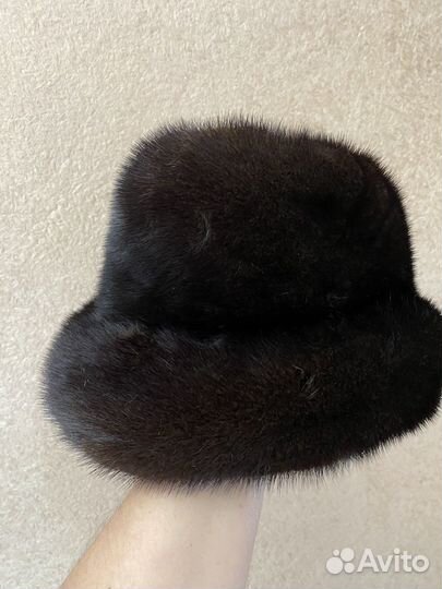 Шляпа женская меховая