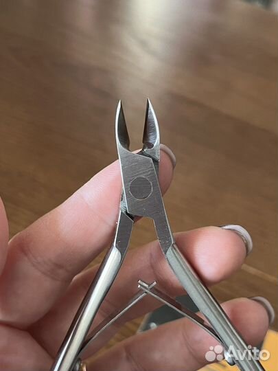 Щипчики для маникюра cairo care