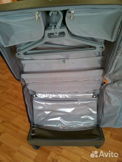 Чемодан фирмы «Samsonite»