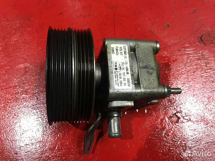 Насос гидроусилителя руля Volvo S80 2.5 B5254T10