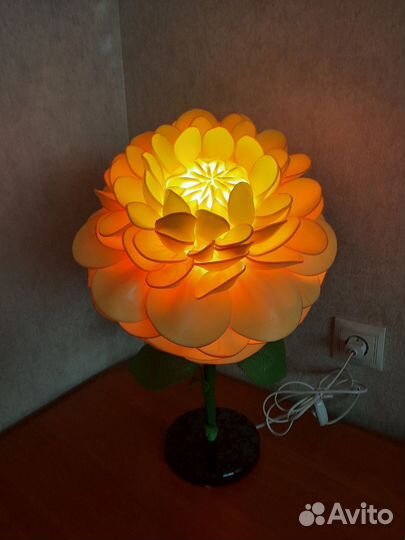 Светильник из изолона