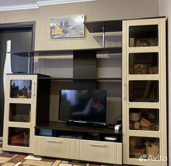 Стенка в гостиную