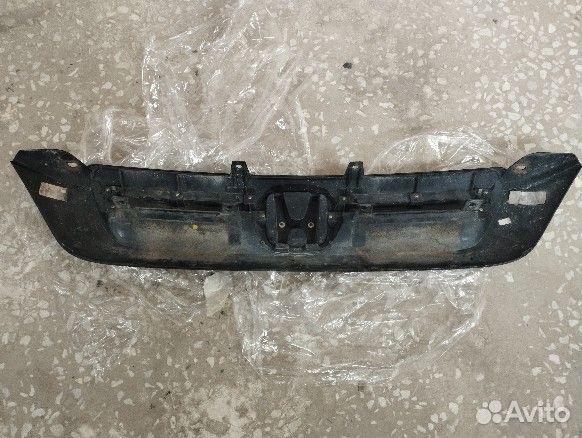 Решетка радиатора на Honda CRV3