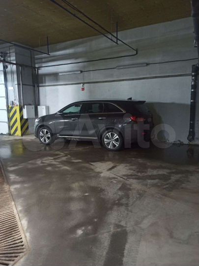 Машиноместо, 20 м²