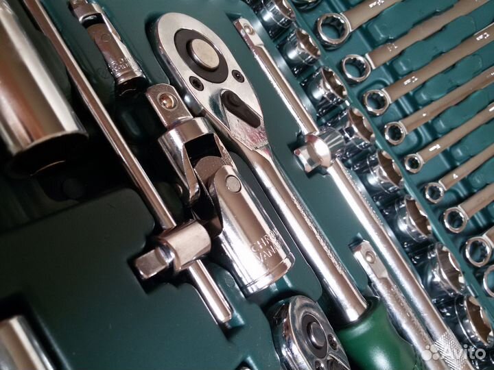 Идеальный набор ручного инструмента для автомобиля