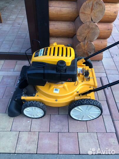 Продам садовый пылесос в Москве