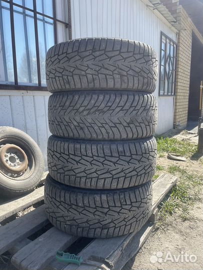 Nokian Tyres Hakkapeliitta 8 245/45 R18