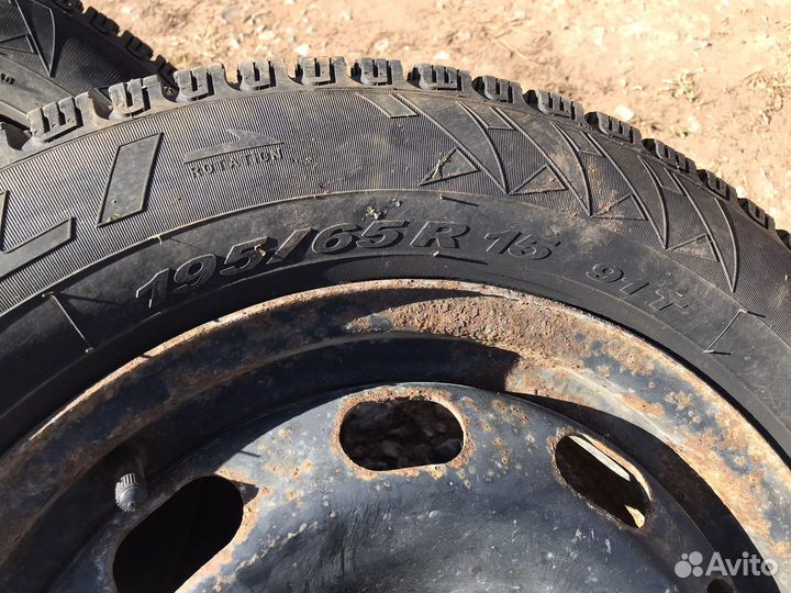 Pirelli Winter Carving Edge 195/65 R15 91