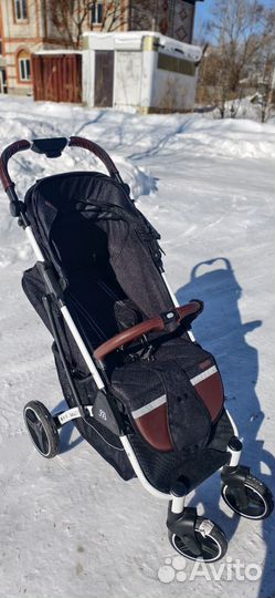 Коляска babalo future