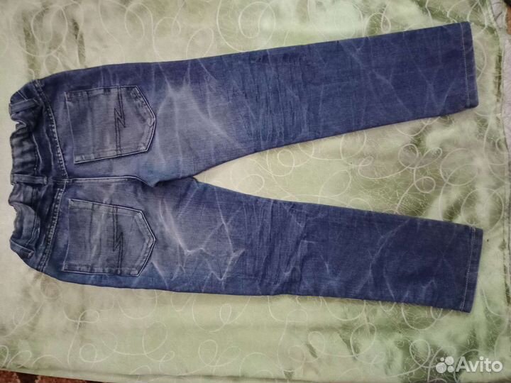 Джинсы