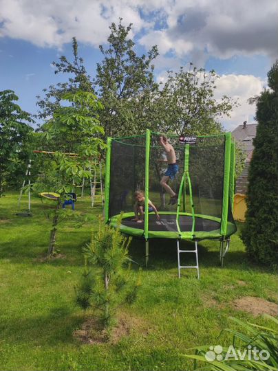 Батут для дачи