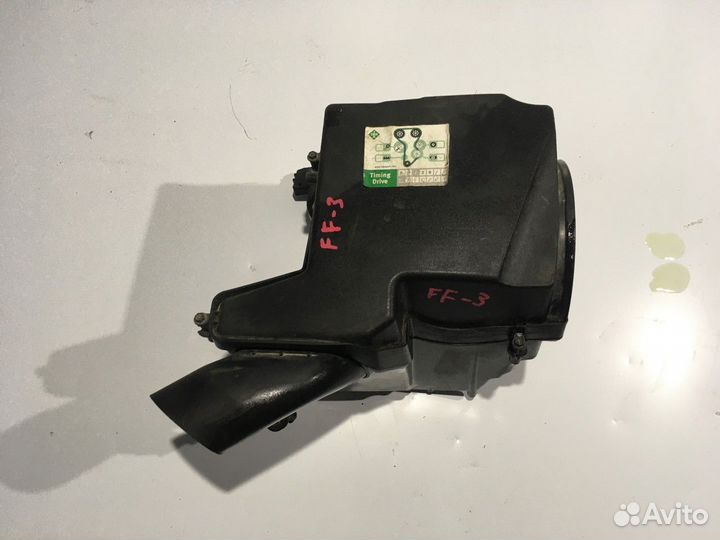 Воздушный фильтр корпус (Ford Focus)