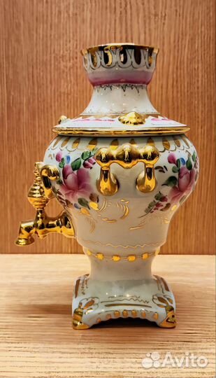 Самовар сувенирный гжель