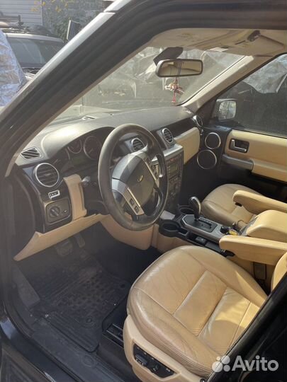В разборе Land Rover Discovery 3