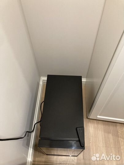 Хьюмидор-холодильник Howard Miller на 150 сигар