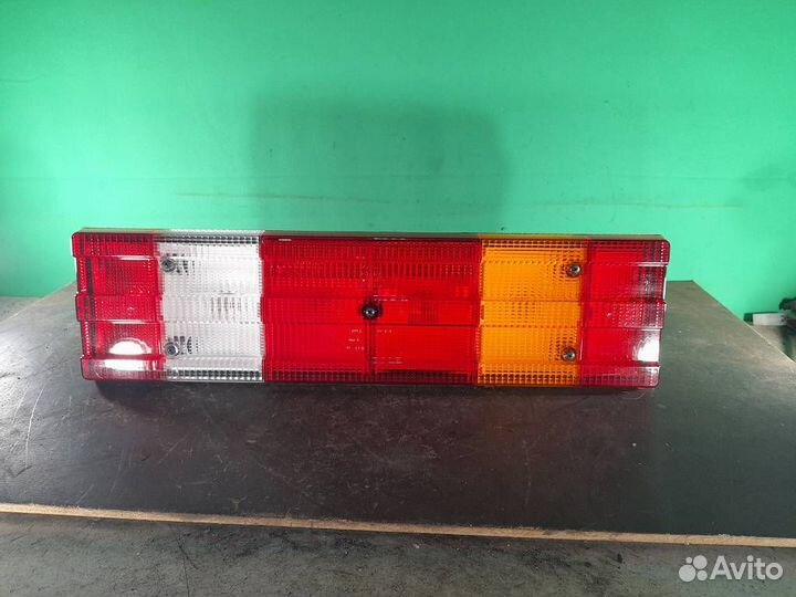 Фонарь в сборе Mercedes W932 A0015406270