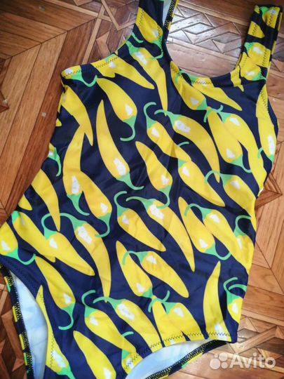 Купальник для девочки новый
