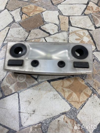 Плафон подсветки салона Bmw 530I седан 3.0