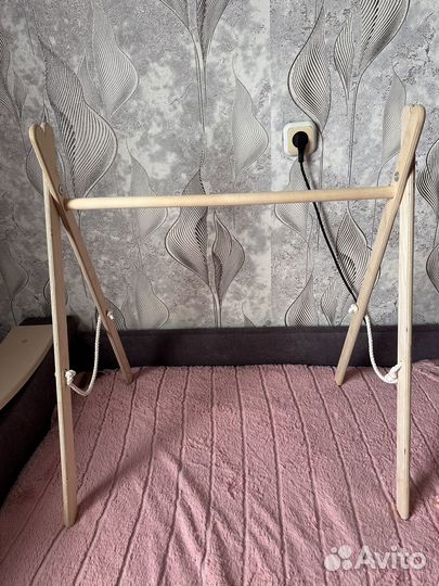 Стойка-тренажер Монтессори