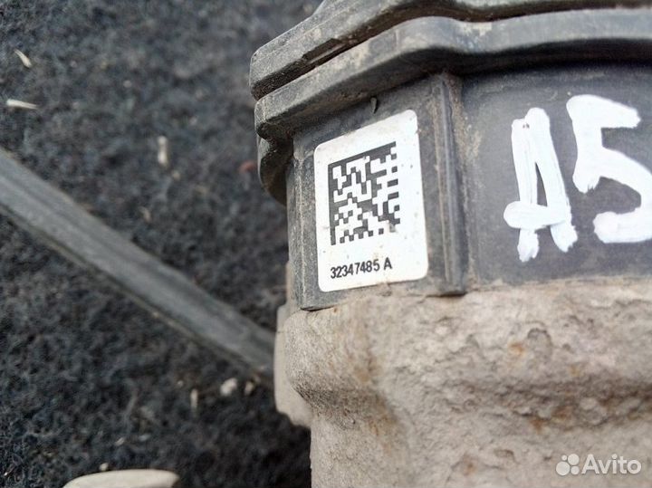 Суппорт задний левый Audi A5 купе 1.8 2012-2016