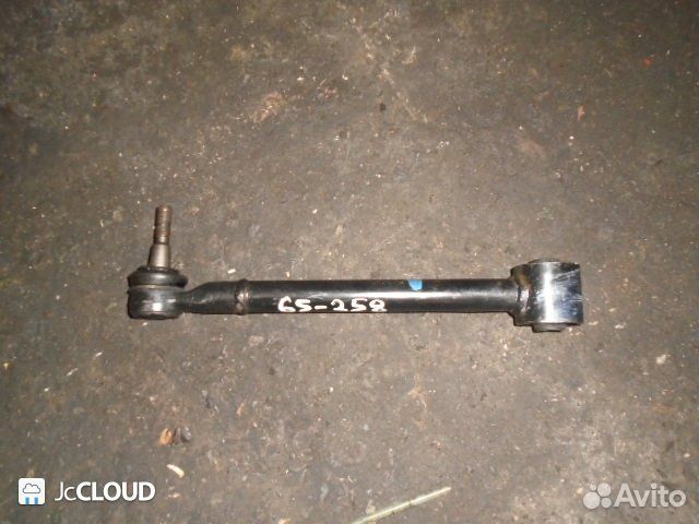 Рычаг на lexus IS250 GSE20