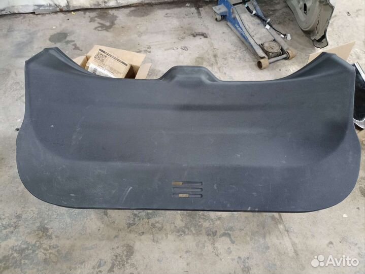 Обшивка крышки багажника Nissan X Trail T32 13-21г