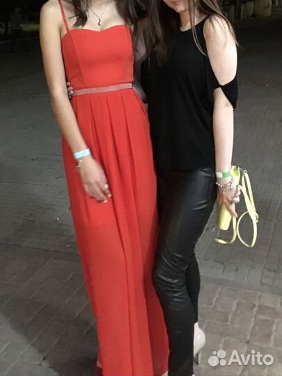 Платье вечернее