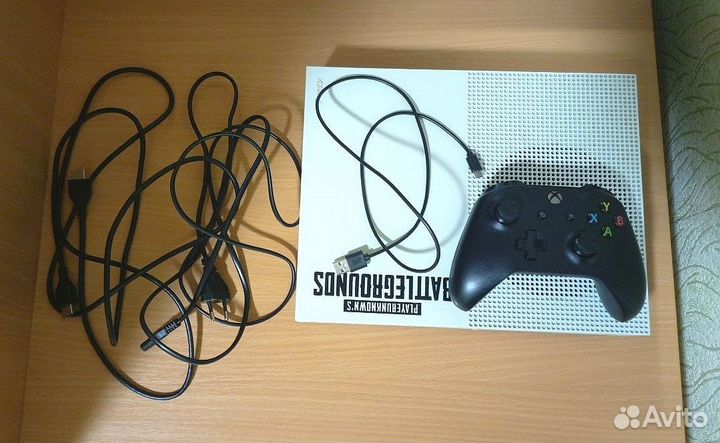 Xbox one S 500gb с дисководом