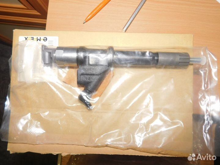 Форсунка дизельная новая