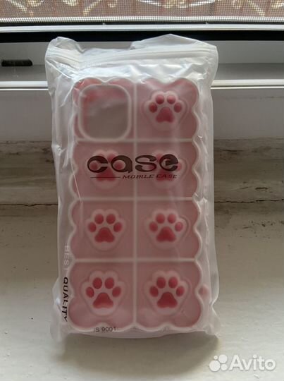 Чехол на iPhone 11