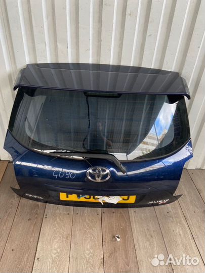 Крышка багажника Toyota Auris E150 1ZR-FE 2008