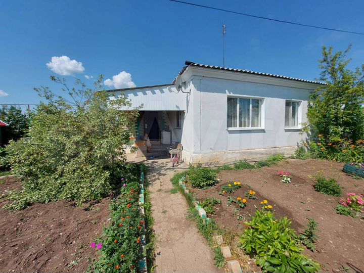 Дом 63,5 м² на участке 9 сот.