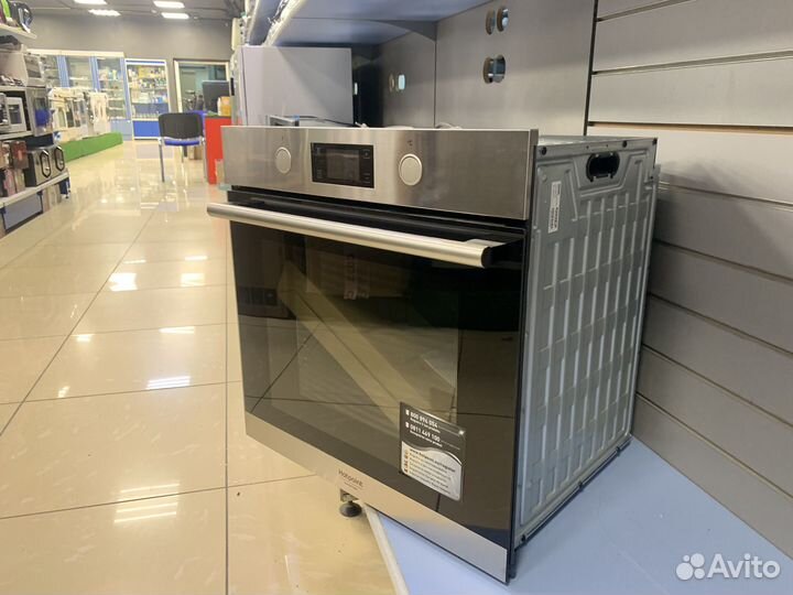 Электрический духовой шкаф серебристый