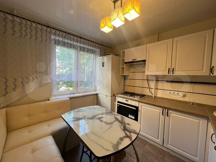 3-к. квартира, 65 м², 3/9 эт.