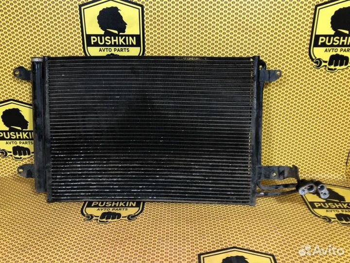 Радиатор кондиционера Skoda Yeti 5L caxa 2014