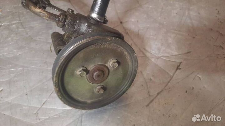 Насос гидроусилителя руля Land Rover Freelander