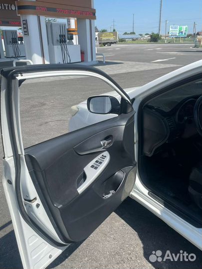 Toyota Corolla 1.8 AT, 2011, 330 000 км