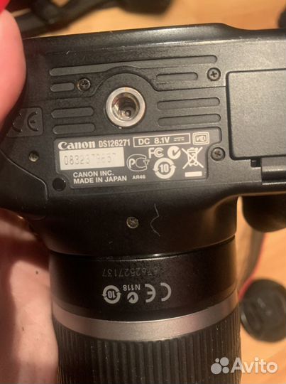 Зеркальный фотоаппарат