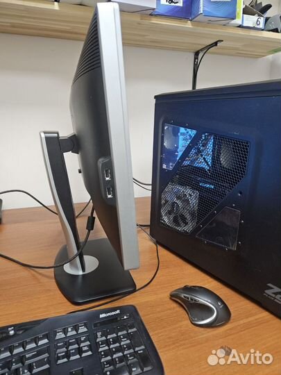 Монитор Dell UltraSharp U2412M