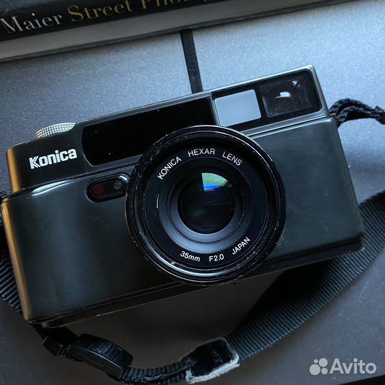 Плёночный фотоаппарат Konica Hexar AF