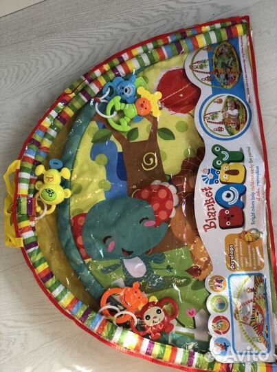 Развивающий коврик
