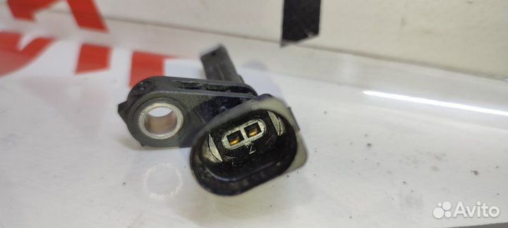 Датчик ABS передний правый Volkswagen Tiguan 5N2